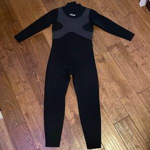 Wetsuit for cold water